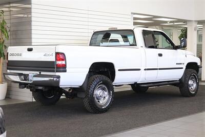 1999 Dodge Ram 2500 Laramie SLT  V-10 MAGNUM* 5-SPEED MANUAL* 58K ACTUAL MILES* NEVER HAD 5TH WHEEL OR GOOSENECK* NEW 33 " BFG KO3 10-PLYS* NEW BRAKES / SWAY BAR LINKS / BRAKE & COOLANT FLUSH* ALL ORIGINAL BOOKS-WINDOW STICKER-KEYS* - Photo 7 - Portland, OR 97230
