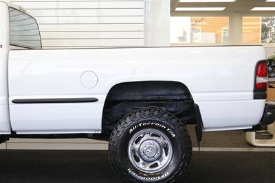 1999 Dodge Ram 2500 Laramie SLT  V-10 MAGNUM* 5-SPEED MANUAL* 58K ACTUAL MILES* NEVER HAD 5TH WHEEL OR GOOSENECK* NEW 33 " BFG KO3 10-PLYS* NEW BRAKES / SWAY BAR LINKS / BRAKE & COOLANT FLUSH* ALL ORIGINAL BOOKS-WINDOW STICKER-KEYS* - Photo 58 - Portland, OR 97230