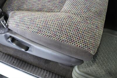 1999 Dodge Ram 2500 Laramie SLT  V-10 MAGNUM* 5-SPEED MANUAL* 58K ACTUAL MILES* NEVER HAD 5TH WHEEL OR GOOSENECK* NEW 33 " BFG KO3 10-PLYS* NEW BRAKES / SWAY BAR LINKS / BRAKE & COOLANT FLUSH* ALL ORIGINAL BOOKS-WINDOW STICKER-KEYS* - Photo 73 - Portland, OR 97230