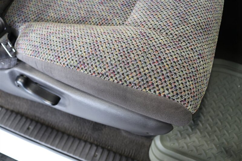 1999 Dodge Ram 2500 Laramie SLT  V-10 MAGNUM* 5-SPEED MANUAL* 58K ACTUAL MILES* NEVER HAD 5TH WHEEL OR GOOSENECK* NEW 33 " BFG KO3 10-PLYS* NEW BRAKES / SWAY BAR LINKS / BRAKE & COOLANT FLUSH* ALL ORIGINAL BOOKS-WINDOW STICKER-KEYS* - Photo 73 - Portland, OR 97230