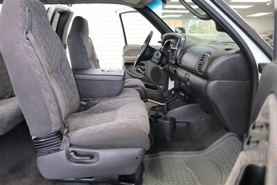 1999 Dodge Ram 2500 Laramie SLT  V-10 MAGNUM* 5-SPEED MANUAL* 58K ACTUAL MILES* NEVER HAD 5TH WHEEL OR GOOSENECK* NEW 33 " BFG KO3 10-PLYS* NEW BRAKES / SWAY BAR LINKS / BRAKE & COOLANT FLUSH* ALL ORIGINAL BOOKS-WINDOW STICKER-KEYS* - Photo 79 - Portland, OR 97230