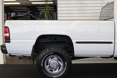 1999 Dodge Ram 2500 Laramie SLT  V-10 MAGNUM* 5-SPEED MANUAL* 58K ACTUAL MILES* NEVER HAD 5TH WHEEL OR GOOSENECK* NEW 33 " BFG KO3 10-PLYS* NEW BRAKES / SWAY BAR LINKS / BRAKE & COOLANT FLUSH* ALL ORIGINAL BOOKS-WINDOW STICKER-KEYS* - Photo 59 - Portland, OR 97230
