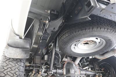 1999 Dodge Ram 2500 Laramie SLT  V-10 MAGNUM* 5-SPEED MANUAL* 58K ACTUAL MILES* NEVER HAD 5TH WHEEL OR GOOSENECK* NEW 33 " BFG KO3 10-PLYS* NEW BRAKES / SWAY BAR LINKS / BRAKE & COOLANT FLUSH* ALL ORIGINAL BOOKS-WINDOW STICKER-KEYS* - Photo 30 - Portland, OR 97230