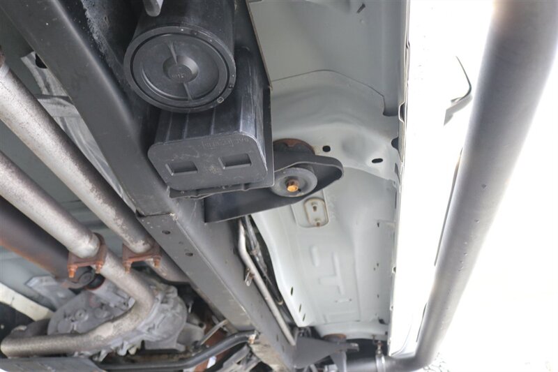 1999 Dodge Ram 2500 Laramie SLT  V-10 MAGNUM* 5-SPEED MANUAL* 58K ACTUAL MILES* NEVER HAD 5TH WHEEL OR GOOSENECK* NEW 33 " BFG KO3 10-PLYS* NEW BRAKES / SWAY BAR LINKS / BRAKE & COOLANT FLUSH* ALL ORIGINAL BOOKS-WINDOW STICKER-KEYS* - Photo 33 - Portland, OR 97230