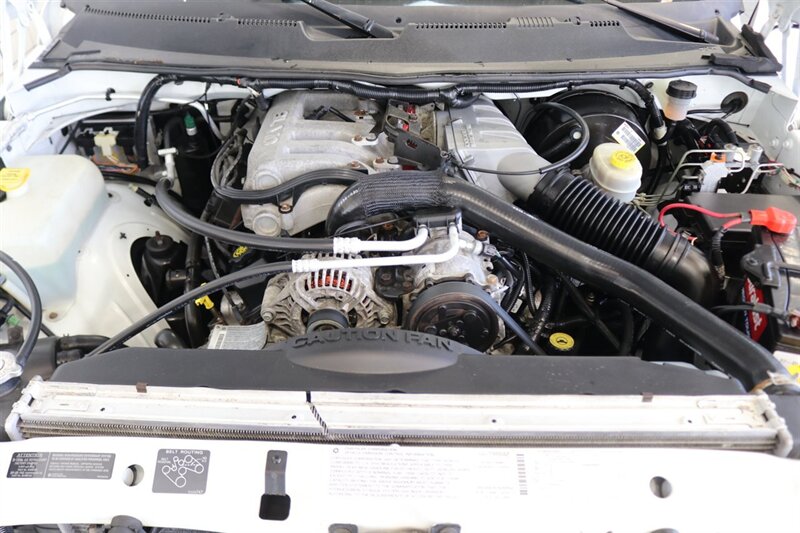 1999 Dodge Ram 2500 Laramie SLT  V-10 MAGNUM* 5-SPEED MANUAL* 58K ACTUAL MILES* NEVER HAD 5TH WHEEL OR GOOSENECK* NEW 33 " BFG KO3 10-PLYS* NEW BRAKES / SWAY BAR LINKS / BRAKE & COOLANT FLUSH* ALL ORIGINAL BOOKS-WINDOW STICKER-KEYS* - Photo 14 - Portland, OR 97230