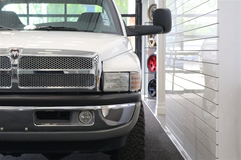 1999 Dodge Ram 2500 Laramie SLT  V-10 MAGNUM* 5-SPEED MANUAL* 58K ACTUAL MILES* NEVER HAD 5TH WHEEL OR GOOSENECK* NEW 33 " BFG KO3 10-PLYS* NEW BRAKES / SWAY BAR LINKS / BRAKE & COOLANT FLUSH* ALL ORIGINAL BOOKS-WINDOW STICKER-KEYS* - Photo 52 - Portland, OR 97230