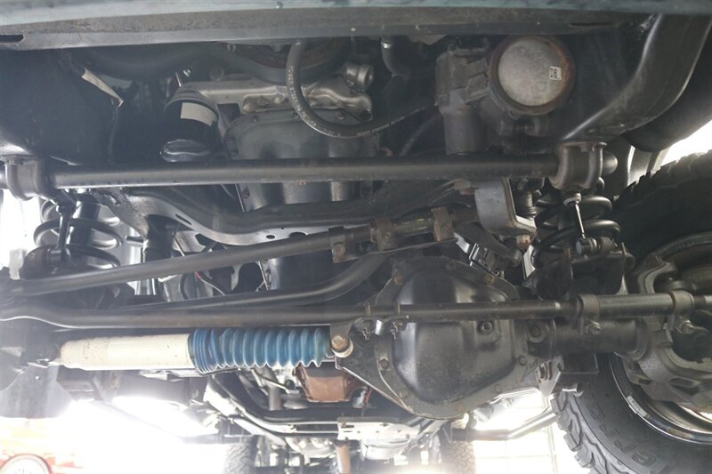 1999 Dodge Ram 2500 Laramie SLT  V-10 MAGNUM* 5-SPEED MANUAL* 58K ACTUAL MILES* NEVER HAD 5TH WHEEL OR GOOSENECK* NEW 33 " BFG KO3 10-PLYS* NEW BRAKES / SWAY BAR LINKS / BRAKE & COOLANT FLUSH* ALL ORIGINAL BOOKS-WINDOW STICKER-KEYS* - Photo 36 - Portland, OR 97230