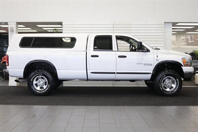 2006 Dodge Ram 3500 SLT  NEW 3 " CARLI LEVEL KIT W/ NEW 35 " BFG KO3 12-PLYs* 100% RUST FREE* NEVER HAD GOOSE NECK OR 5TH WHEEL* 6-SPEED MANUAL 5.9L HO* IN NEW CONDITION 100%* ALL ORIGINAL BOOKS & MANUALS & 2-KEYS* SERVICED - Photo 5 - Portland, OR 97230