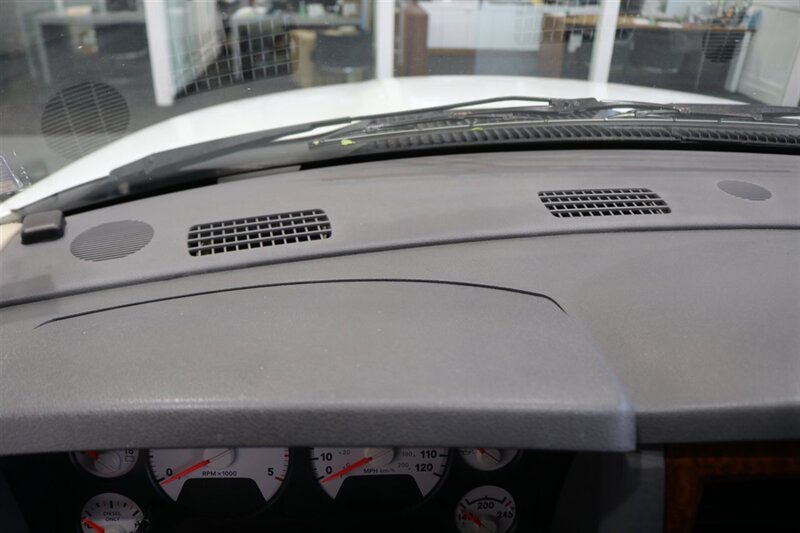 2006 Dodge Ram 3500 SLT  NEW 3 " CARLI LEVEL KIT W/ NEW 35 " BFG KO3 12-PLYs* 100% RUST FREE* NEVER HAD GOOSE NECK OR 5TH WHEEL* 6-SPEED MANUAL 5.9L HO* IN NEW CONDITION 100%* ALL ORIGINAL BOOKS & MANUALS & 2-KEYS* SERVICED - Photo 93 - Portland, OR 97230