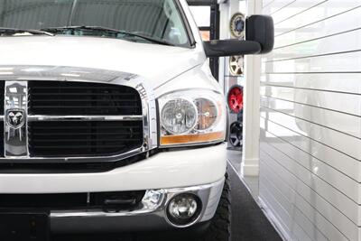 2006 Dodge Ram 3500 SLT  NEW 3 " CARLI LEVEL KIT W/ NEW 35 " BFG KO3 12-PLYs* 100% RUST FREE* NEVER HAD GOOSE NECK OR 5TH WHEEL* 6-SPEED MANUAL 5.9L HO* IN NEW CONDITION 100%* ALL ORIGINAL BOOKS & MANUALS & 2-KEYS* SERVICED - Photo 47 - Portland, OR 97230