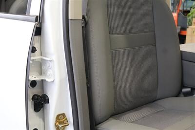 2006 Dodge Ram 3500 SLT  NEW 3 " CARLI LEVEL KIT W/ NEW 35 " BFG KO3 12-PLYs* 100% RUST FREE* NEVER HAD GOOSE NECK OR 5TH WHEEL* 6-SPEED MANUAL 5.9L HO* IN NEW CONDITION 100%* ALL ORIGINAL BOOKS & MANUALS & 2-KEYS* SERVICED - Photo 71 - Portland, OR 97230