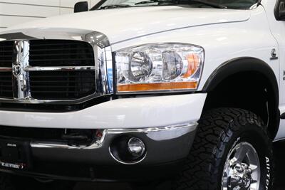 2006 Dodge Ram 3500 SLT  NEW 3 " CARLI LEVEL KIT W/ NEW 35 " BFG KO3 12-PLYs* 100% RUST FREE* NEVER HAD GOOSE NECK OR 5TH WHEEL* 6-SPEED MANUAL 5.9L HO* IN NEW CONDITION 100%* ALL ORIGINAL BOOKS & MANUALS & 2-KEYS* SERVICED - Photo 13 - Portland, OR 97230