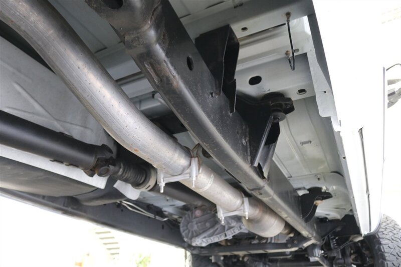 2006 Dodge Ram 3500 SLT  NEW 3 " CARLI LEVEL KIT W/ NEW 35 " BFG KO3 12-PLYs* 100% RUST FREE* NEVER HAD GOOSE NECK OR 5TH WHEEL* 6-SPEED MANUAL 5.9L HO* IN NEW CONDITION 100%* ALL ORIGINAL BOOKS & MANUALS & 2-KEYS* SERVICED - Photo 33 - Portland, OR 97230