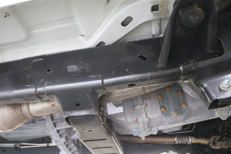 2006 Dodge Ram 3500 SLT  NEW 3 " CARLI LEVEL KIT W/ NEW 35 " BFG KO3 12-PLYs* 100% RUST FREE* NEVER HAD GOOSE NECK OR 5TH WHEEL* 6-SPEED MANUAL 5.9L HO* IN NEW CONDITION 100%* ALL ORIGINAL BOOKS & MANUALS & 2-KEYS* SERVICED - Photo 35 - Portland, OR 97230