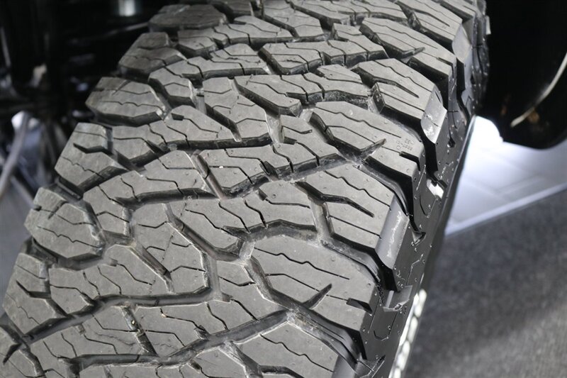 2006 Dodge Ram 3500 SLT  NEW 3 " CARLI LEVEL KIT W/ NEW 35 " BFG KO3 12-PLYs* 100% RUST FREE* NEVER HAD GOOSE NECK OR 5TH WHEEL* 6-SPEED MANUAL 5.9L HO* IN NEW CONDITION 100%* ALL ORIGINAL BOOKS & MANUALS & 2-KEYS* SERVICED - Photo 60 - Portland, OR 97230