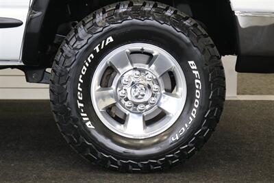 2006 Dodge Ram 3500 SLT  NEW 3 " CARLI LEVEL KIT W/ NEW 35 " BFG KO3 12-PLYs* 100% RUST FREE* NEVER HAD GOOSE NECK OR 5TH WHEEL* 6-SPEED MANUAL 5.9L HO* IN NEW CONDITION 100%* ALL ORIGINAL BOOKS & MANUALS & 2-KEYS* SERVICED - Photo 17 - Portland, OR 97230