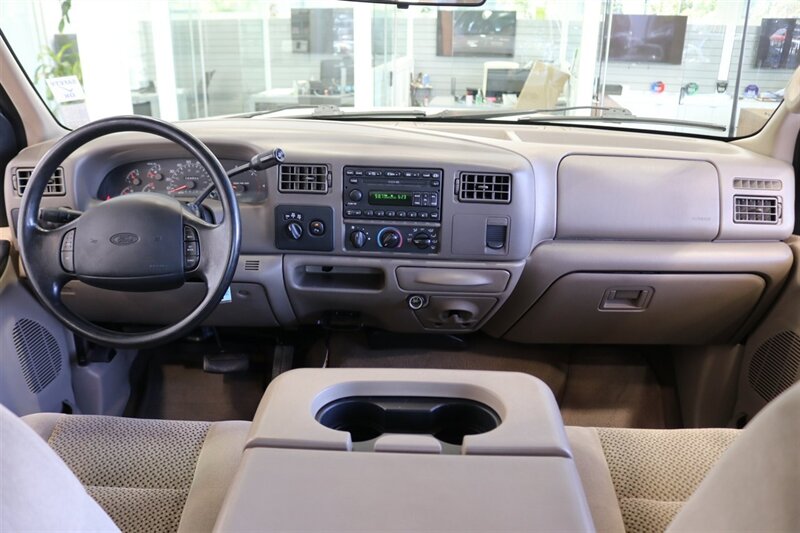 2001 Ford F-350 xlt  100% RUST FREE* NEVER HAD A 5TH WHEEL OR GOOSNECK* NEW 2.5 " LEVEL KIT W/ BILSTEIN 5100s* LONG BED 8FT* LINEX BED LINER* NEW BRAKES-ROTORS-CALIBERS-SWAY BAR LINKS-AC SERVICE-ALL FLUIDS - Photo 19 - Portland, OR 97230