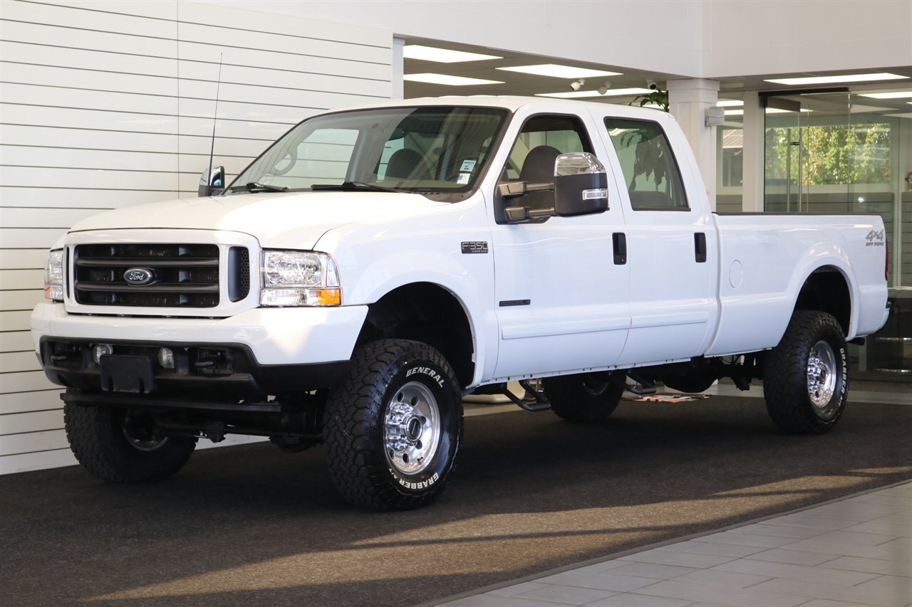 2001 Ford F-350 xlt  100% RUST FREE* NEVER HAD A 5TH WHEEL OR GOOSNECK* NEW 2.5 " LEVEL KIT W/ BILSTEIN 5100s* LONG BED 8FT* LINEX BED LINER* NEW BRAKES-ROTORS-CALIBERS-SWAY BAR LINKS-AC SERVICE-ALL FLUIDS - Photo 1 - Portland, OR 97230