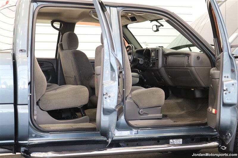 2007 Chevrolet Silverado 2500 LT1  1-OWNER* 0-RUST* CREW CAB LONG BED* 5TH WHEEL* LBZ* NEW 33 " FALKEN AT4 10-PLYS* LEVELED* LINEX BED LINER* ALL BOOKS* SERVICED* 6-PASSENGER SEATING* APPLE CAR PLAY - Photo 53 - Portland, OR 97230
