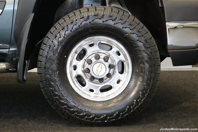 2007 Chevrolet Silverado 2500 LT1  1-OWNER* 0-RUST* CREW CAB LONG BED* 5TH WHEEL* LBZ* NEW 33 " FALKEN AT4 10-PLYS* LEVELED* LINEX BED LINER* ALL BOOKS* SERVICED* 6-PASSENGER SEATING* APPLE CAR PLAY - Photo 47 - Portland, OR 97230