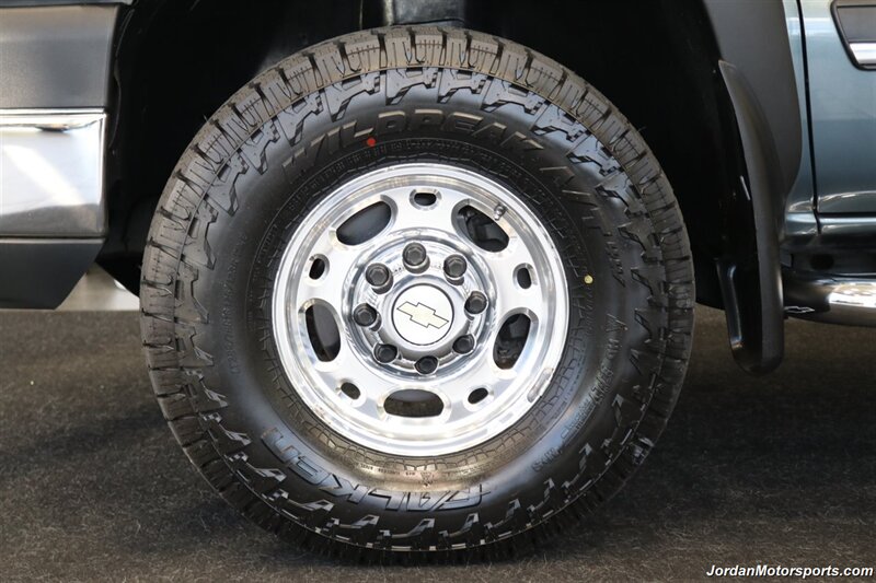2007 Chevrolet Silverado 2500 LT1  1-OWNER* 0-RUST* CREW CAB LONG BED* 5TH WHEEL* LBZ* NEW 33 " FALKEN AT4 10-PLYS* LEVELED* LINEX BED LINER* ALL BOOKS* SERVICED* 6-PASSENGER SEATING* APPLE CAR PLAY - Photo 46 - Portland, OR 97230