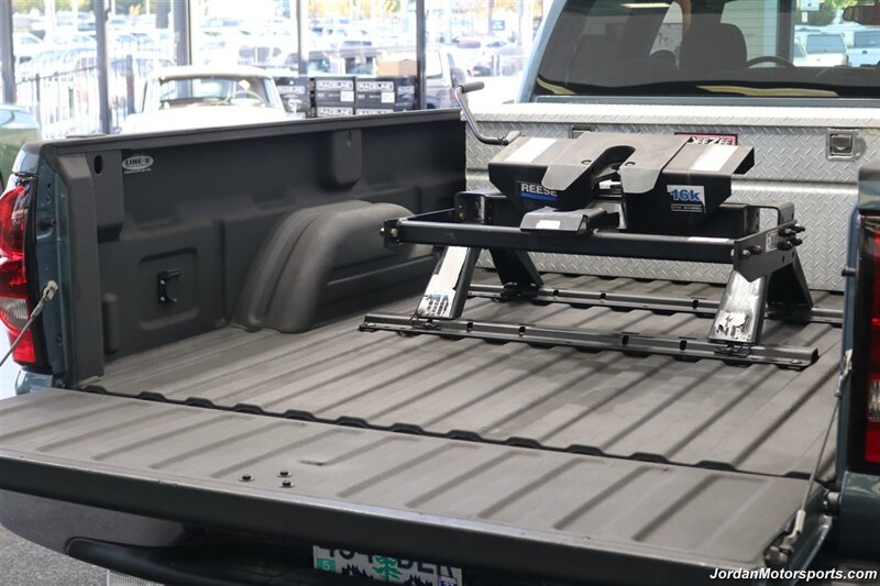 2007 Chevrolet Silverado 2500 LT1  1-OWNER* 0-RUST* CREW CAB LONG BED* 5TH WHEEL* LBZ* NEW 33 " FALKEN AT4 10-PLYS* LEVELED* LINEX BED LINER* ALL BOOKS* SERVICED* 6-PASSENGER SEATING* APPLE CAR PLAY - Photo 43 - Portland, OR 97230
