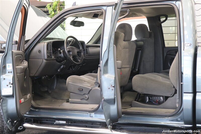 2007 Chevrolet Silverado 2500 LT1  1-OWNER* 0-RUST* CREW CAB LONG BED* 5TH WHEEL* LBZ* NEW 33 " FALKEN AT4 10-PLYS* LEVELED* LINEX BED LINER* ALL BOOKS* SERVICED* 6-PASSENGER SEATING* APPLE CAR PLAY - Photo 52 - Portland, OR 97230