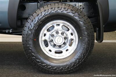 2007 Chevrolet Silverado 2500 LT1  1-OWNER* 0-RUST* CREW CAB LONG BED* 5TH WHEEL* LBZ* NEW 33 " FALKEN AT4 10-PLYS* LEVELED* LINEX BED LINER* ALL BOOKS* SERVICED* 6-PASSENGER SEATING* APPLE CAR PLAY - Photo 20 - Portland, OR 97230