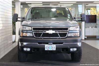 2007 Chevrolet Silverado 2500 LT1  1-OWNER* 0-RUST* CREW CAB LONG BED* 5TH WHEEL* LBZ* NEW 33 " FALKEN AT4 10-PLYS* LEVELED* LINEX BED LINER* ALL BOOKS* SERVICED* 6-PASSENGER SEATING* APPLE CAR PLAY - Photo 8 - Portland, OR 97230