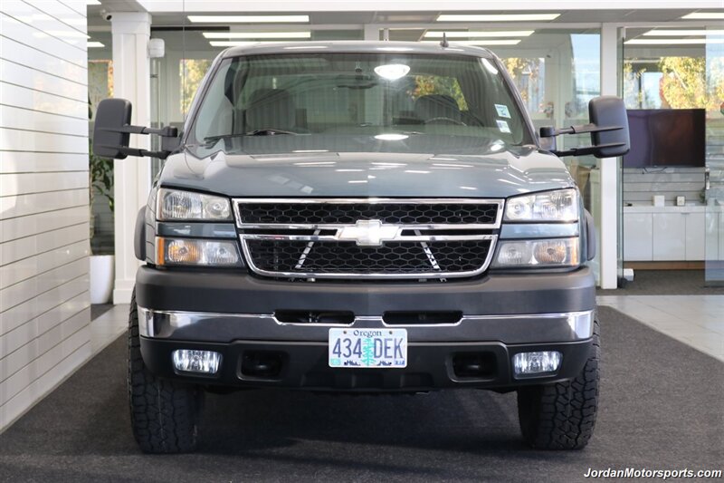 2007 Chevrolet Silverado 2500 LT1  1-OWNER* 0-RUST* CREW CAB LONG BED* 5TH WHEEL* LBZ* NEW 33 " FALKEN AT4 10-PLYS* LEVELED* LINEX BED LINER* ALL BOOKS* SERVICED* 6-PASSENGER SEATING* APPLE CAR PLAY - Photo 8 - Portland, OR 97230