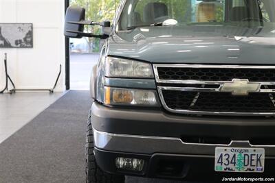 2007 Chevrolet Silverado 2500 LT1  1-OWNER* 0-RUST* CREW CAB LONG BED* 5TH WHEEL* LBZ* NEW 33 " FALKEN AT4 10-PLYS* LEVELED* LINEX BED LINER* ALL BOOKS* SERVICED* 6-PASSENGER SEATING* APPLE CAR PLAY - Photo 65 - Portland, OR 97230