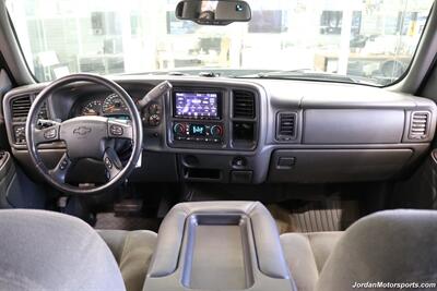 2007 Chevrolet Silverado 2500 LT1  1-OWNER* 0-RUST* CREW CAB LONG BED* 5TH WHEEL* LBZ* NEW 33 " FALKEN AT4 10-PLYS* LEVELED* LINEX BED LINER* ALL BOOKS* SERVICED* 6-PASSENGER SEATING* APPLE CAR PLAY - Photo 18 - Portland, OR 97230