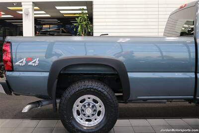 2007 Chevrolet Silverado 2500 LT1  1-OWNER* 0-RUST* CREW CAB LONG BED* 5TH WHEEL* LBZ* NEW 33 " FALKEN AT4 10-PLYS* LEVELED* LINEX BED LINER* ALL BOOKS* SERVICED* 6-PASSENGER SEATING* APPLE CAR PLAY - Photo 59 - Portland, OR 97230