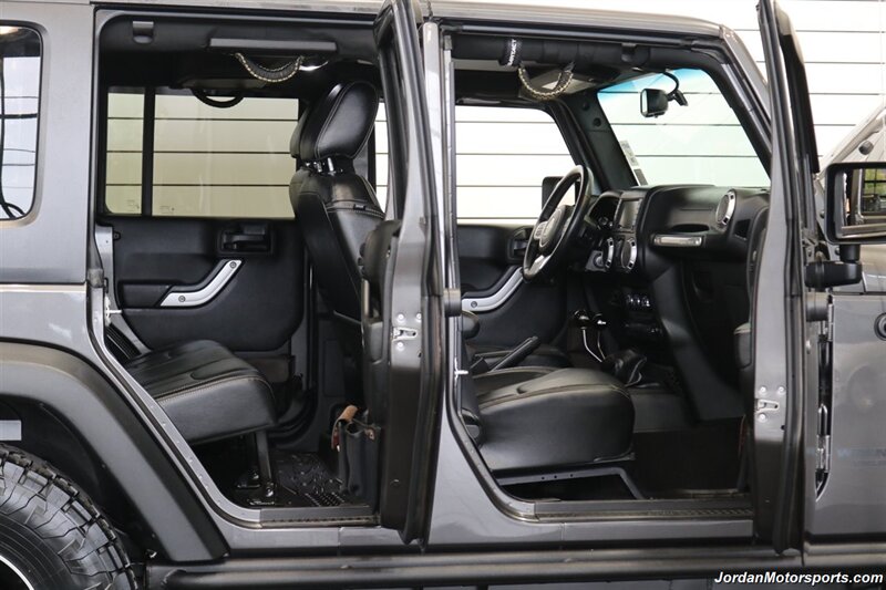 2017 Jeep Wrangler Rubicon Hard Rock  HARD ROCK RUBICON W/ 6-SPEED MANUAL TRANSMISSION* 2 " TERRA FLEX W/ FOX SHOCKS* NEW 35 " TOYO A/T III TIRES* ROCK SLIDERS* ALL LED LIGHT UPGRADE PKG* ALL BOOKS & KEYS - Photo 61 - Portland, OR 97230