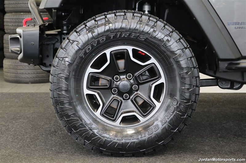 2017 Jeep Wrangler Rubicon Hard Rock  HARD ROCK RUBICON W/ 6-SPEED MANUAL TRANSMISSION* 2 " TERRA FLEX W/ FOX SHOCKS* NEW 35 " TOYO A/T III TIRES* ROCK SLIDERS* ALL LED LIGHT UPGRADE PKG* ALL BOOKS & KEYS - Photo 18 - Portland, OR 97230