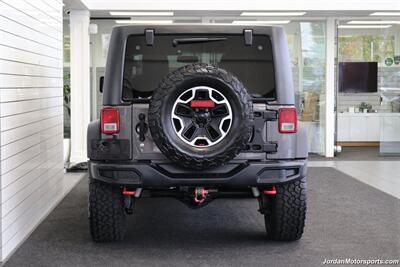 2017 Jeep Wrangler Rubicon Hard Rock  HARD ROCK RUBICON W/ 6-SPEED MANUAL TRANSMISSION* 2 " TERRA FLEX W/ FOX SHOCKS* NEW 35 " TOYO A/T III TIRES* ROCK SLIDERS* ALL LED LIGHT UPGRADE PKG* ALL BOOKS & KEYS - Photo 9 - Portland, OR 97230