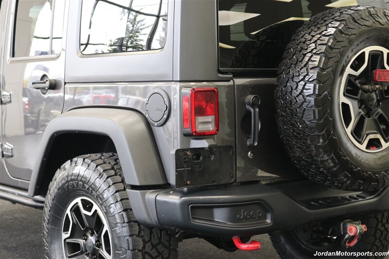 2017 Jeep Wrangler Rubicon Hard Rock  HARD ROCK RUBICON W/ 6-SPEED MANUAL TRANSMISSION* 2 " TERRA FLEX W/ FOX SHOCKS* NEW 35 " TOYO A/T III TIRES* ROCK SLIDERS* ALL LED LIGHT UPGRADE PKG* ALL BOOKS & KEYS - Photo 15 - Portland, OR 97230