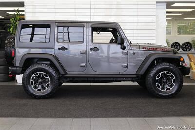 2017 Jeep Wrangler Rubicon Hard Rock  HARD ROCK RUBICON W/ 6-SPEED MANUAL TRANSMISSION* 2 " TERRA FLEX W/ FOX SHOCKS* NEW 35 " TOYO A/T III TIRES* ROCK SLIDERS* ALL LED LIGHT UPGRADE PKG* ALL BOOKS & KEYS - Photo 5 - Portland, OR 97230