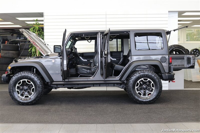 2017 Jeep Wrangler Rubicon Hard Rock  HARD ROCK RUBICON W/ 6-SPEED MANUAL TRANSMISSION* 2 " TERRA FLEX W/ FOX SHOCKS* NEW 35 " TOYO A/T III TIRES* ROCK SLIDERS* ALL LED LIGHT UPGRADE PKG* ALL BOOKS & KEYS - Photo 10 - Portland, OR 97230