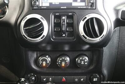 2017 Jeep Wrangler Rubicon Hard Rock  HARD ROCK RUBICON W/ 6-SPEED MANUAL TRANSMISSION* 2 " TERRA FLEX W/ FOX SHOCKS* NEW 35 " TOYO A/T III TIRES* ROCK SLIDERS* ALL LED LIGHT UPGRADE PKG* ALL BOOKS & KEYS - Photo 33 - Portland, OR 97230