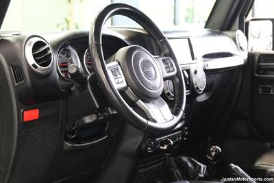2017 Jeep Wrangler Rubicon Hard Rock  HARD ROCK RUBICON W/ 6-SPEED MANUAL TRANSMISSION* 2 " TERRA FLEX W/ FOX SHOCKS* NEW 35 " TOYO A/T III TIRES* ROCK SLIDERS* ALL LED LIGHT UPGRADE PKG* ALL BOOKS & KEYS - Photo 30 - Portland, OR 97230