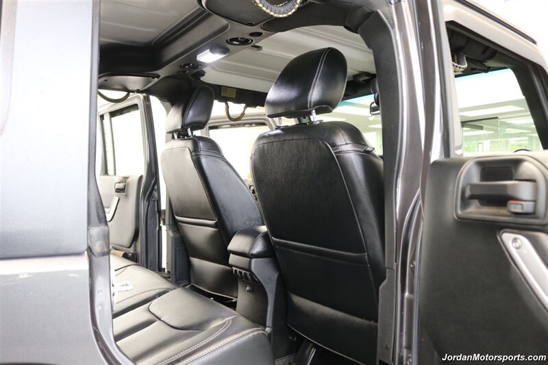2017 Jeep Wrangler Rubicon Hard Rock  HARD ROCK RUBICON W/ 6-SPEED MANUAL TRANSMISSION* 2 " TERRA FLEX W/ FOX SHOCKS* NEW 35 " TOYO A/T III TIRES* ROCK SLIDERS* ALL LED LIGHT UPGRADE PKG* ALL BOOKS & KEYS - Photo 51 - Portland, OR 97230