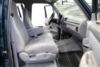 1995 Ford F-350 XLT  1-OWNER* 100% RUST FREE* 73K ACTUAL MILES* NEW 4 " BDS LIFT W/ FOX SHOCKS* NEW 35 " BFG KO3s* FULL FRESH SERVICE* ALL ORIGINAL BOOKS & MANUALS - Photo 81 - Portland, OR 97230