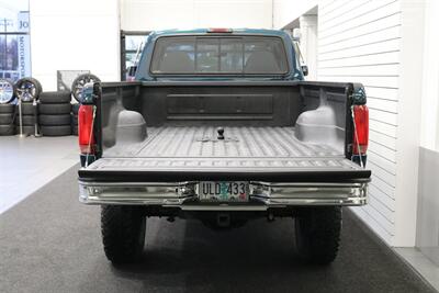 1995 Ford F-350 XLT  1-OWNER* 100% RUST FREE* 73K ACTUAL MILES* NEW 4 " BDS LIFT W/ FOX SHOCKS* NEW 35 " BFG KO3s* FULL FRESH SERVICE* ALL ORIGINAL BOOKS & MANUALS - Photo 15 - Portland, OR 97230
