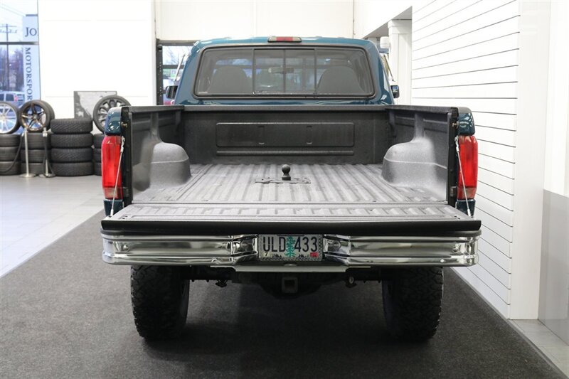 1995 Ford F-350 XLT  1-OWNER* 100% RUST FREE* 73K ACTUAL MILES* NEW 4 " BDS LIFT W/ FOX SHOCKS* NEW 35 " BFG KO3s* FULL FRESH SERVICE* ALL ORIGINAL BOOKS & MANUALS - Photo 15 - Portland, OR 97230