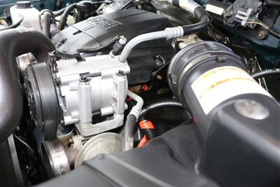 1995 Ford F-350 XLT  1-OWNER* 100% RUST FREE* 73K ACTUAL MILES* NEW 4 " BDS LIFT W/ FOX SHOCKS* NEW 35 " BFG KO3s* FULL FRESH SERVICE* ALL ORIGINAL BOOKS & MANUALS - Photo 41 - Portland, OR 97230