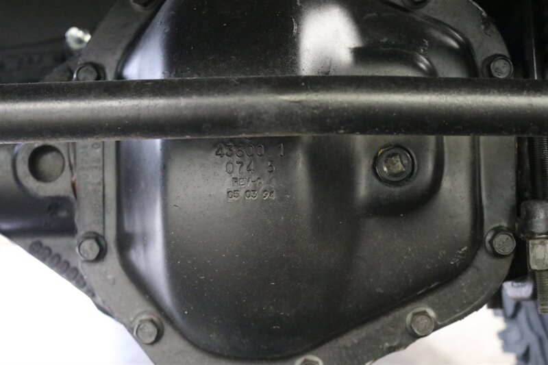 1995 Ford F-350 XLT  1-OWNER* 100% RUST FREE* 73K ACTUAL MILES* NEW 4 " BDS LIFT W/ FOX SHOCKS* NEW 35 " BFG KO3s* FULL FRESH SERVICE* ALL ORIGINAL BOOKS & MANUALS - Photo 25 - Portland, OR 97230