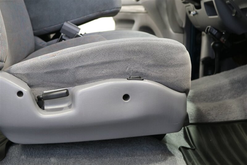 1995 Ford F-350 XLT  1-OWNER* 100% RUST FREE* 73K ACTUAL MILES* NEW 4 " BDS LIFT W/ FOX SHOCKS* NEW 35 " BFG KO3s* FULL FRESH SERVICE* ALL ORIGINAL BOOKS & MANUALS - Photo 71 - Portland, OR 97230