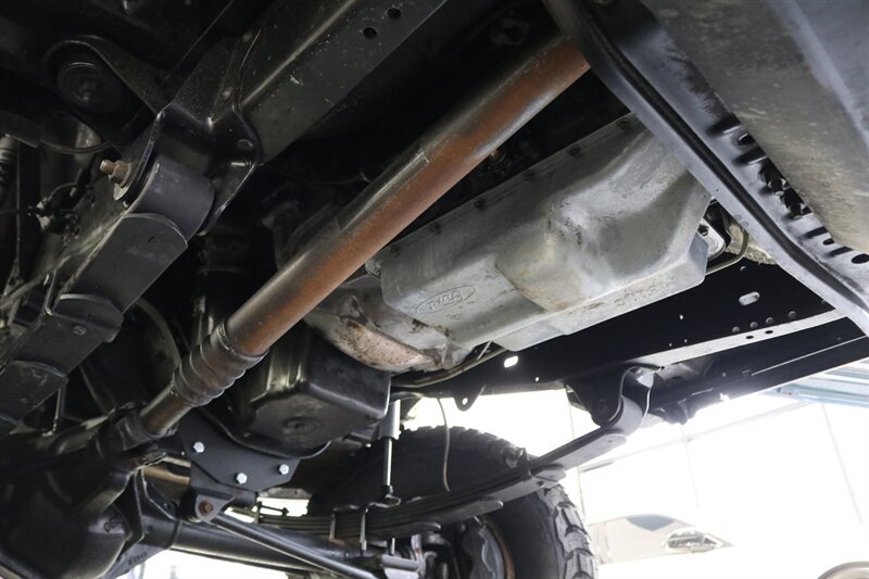 1995 Ford F-350 XLT  1-OWNER* 100% RUST FREE* 73K ACTUAL MILES* NEW 4 " BDS LIFT W/ FOX SHOCKS* NEW 35 " BFG KO3s* FULL FRESH SERVICE* ALL ORIGINAL BOOKS & MANUALS - Photo 28 - Portland, OR 97230