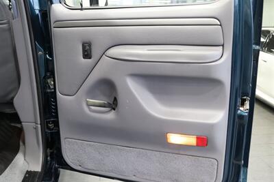 1995 Ford F-350 XLT  1-OWNER* 100% RUST FREE* 73K ACTUAL MILES* NEW 4 " BDS LIFT W/ FOX SHOCKS* NEW 35 " BFG KO3s* FULL FRESH SERVICE* ALL ORIGINAL BOOKS & MANUALS - Photo 69 - Portland, OR 97230